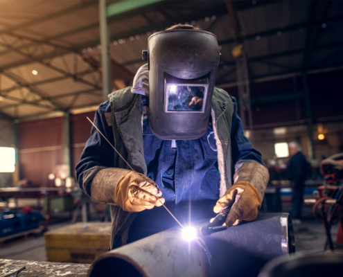 TIG Welder Rental vs. Purchase: When Renting Makes the Most Sense for Your Project